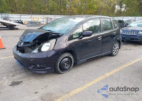 2013 Honda Fit Sport из США, поврежденный, VIN JHMGE8G52DC016395